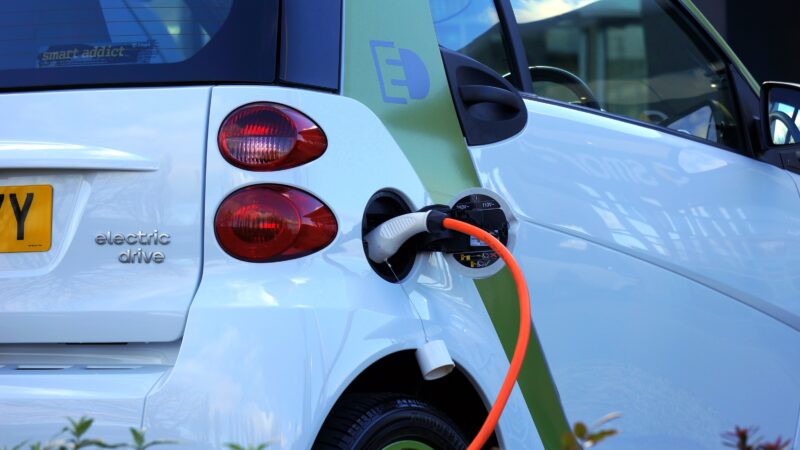 Featured image for article: Are Electric Vehicles the Future of Sustainability?